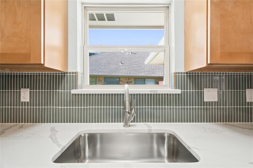 2909 Redwood Drive Property Photo 10