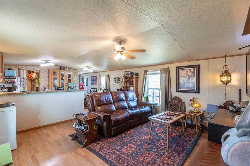 4231 Hayter Road Property Photo 23