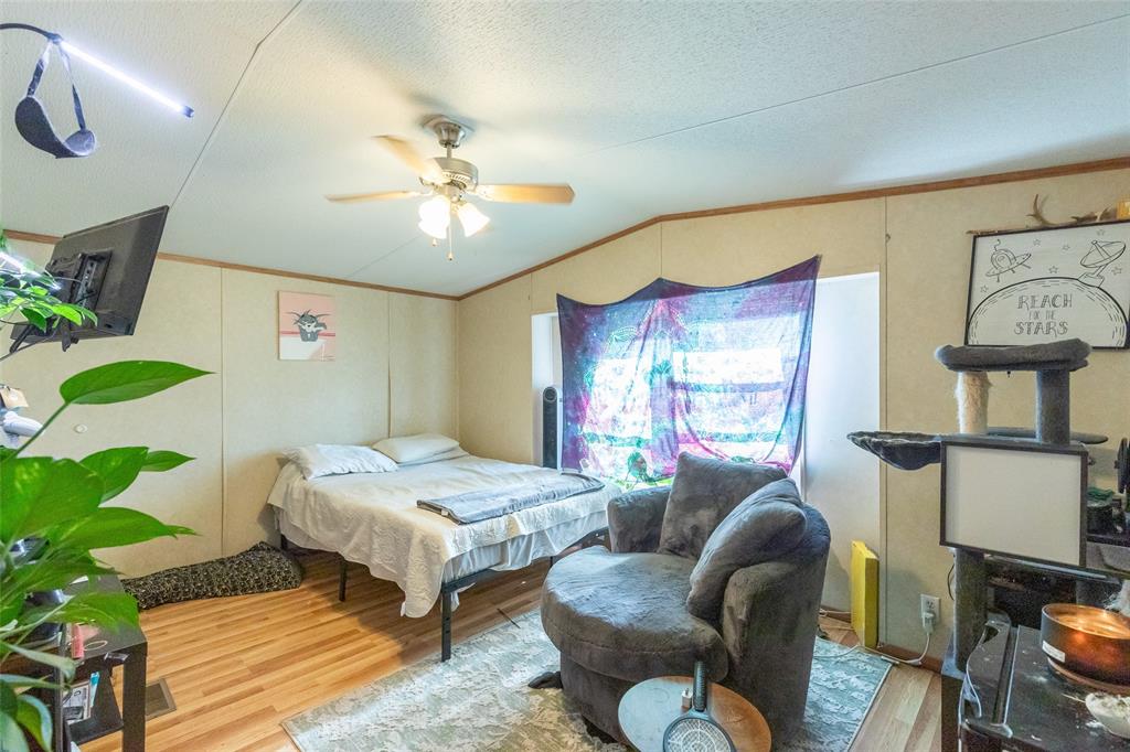 4231 Hayter Road Property Photo 28