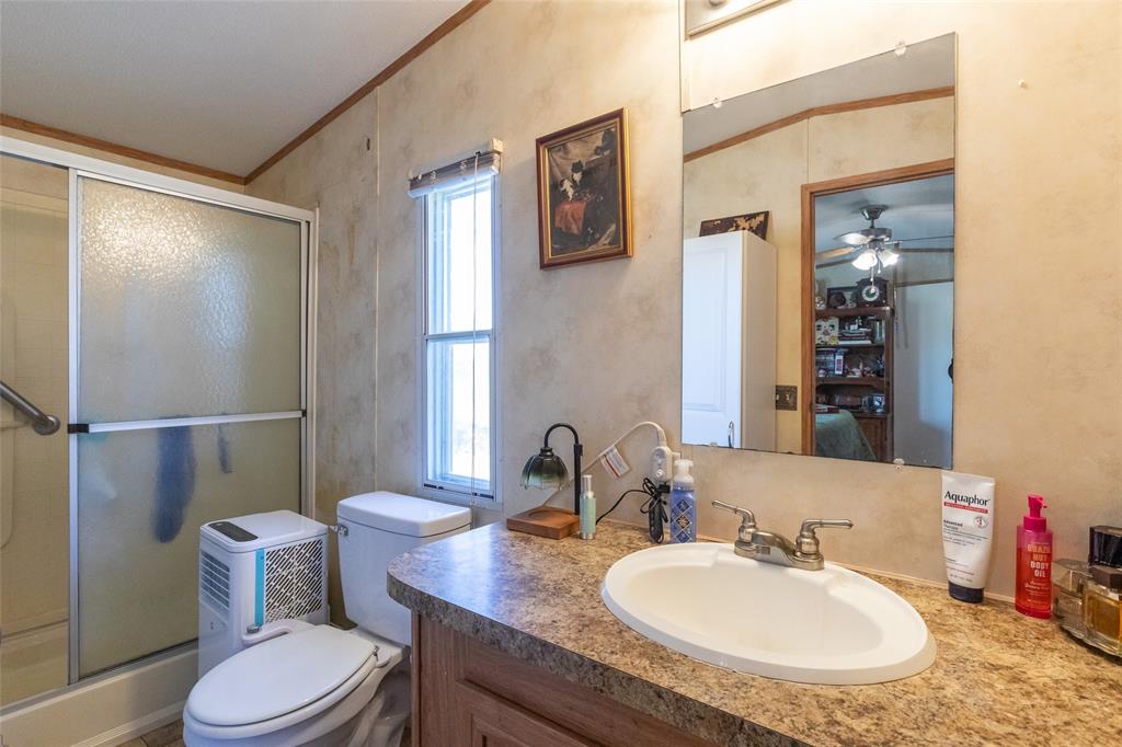 4231 Hayter Road Property Photo 29