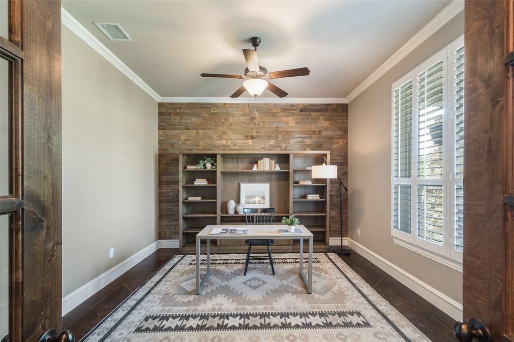 4640 Lake Breeze Drive Property Photo 13