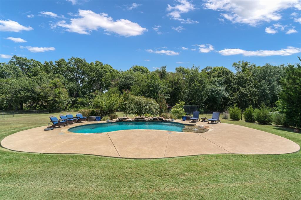 4640 Lake Breeze Drive Property Photo 30