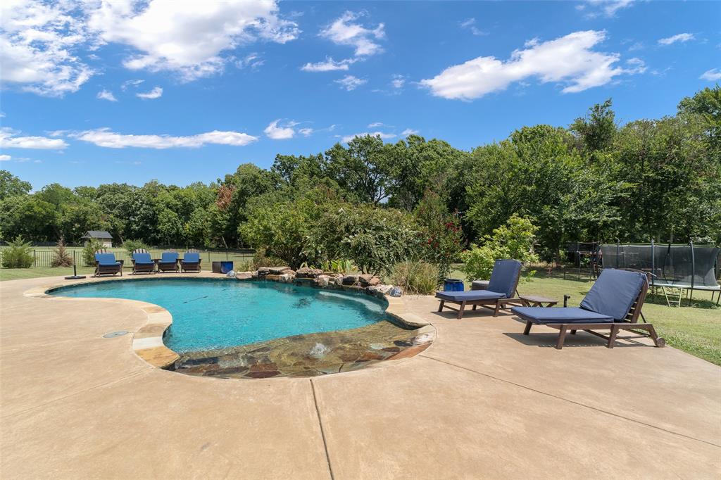 4640 Lake Breeze Drive Property Photo 31