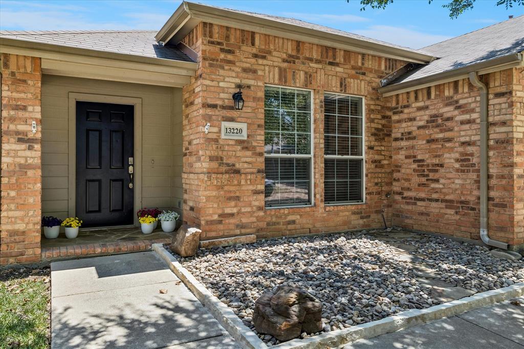 13220 Ridgepointe Property Photo 3