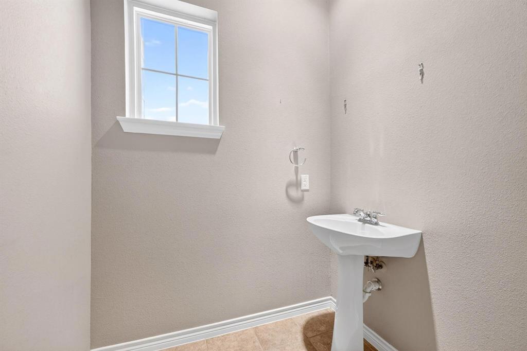 5026 Calloway Drive 163 Property Photo 20