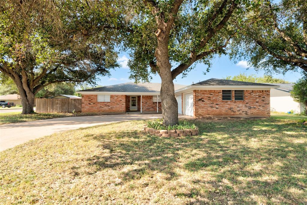 3125 Winterhawk Drive Property Photo 2