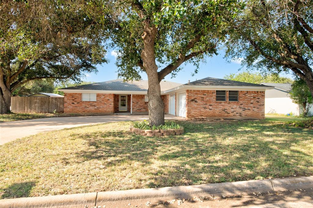 3125 Winterhawk Drive Property Photo 3