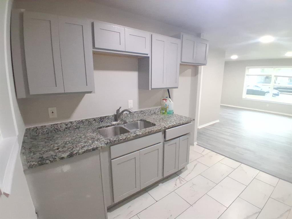 1310 Stone Drive Property Photo 4