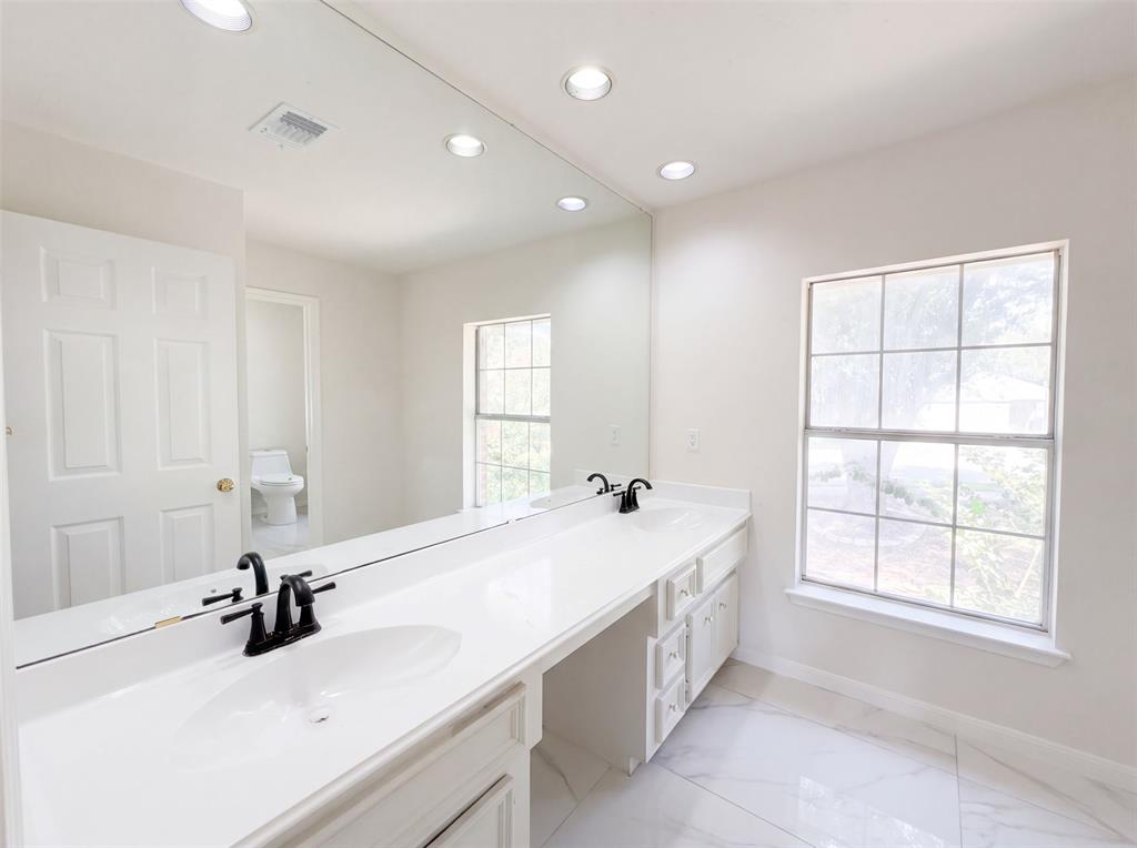 1231 Jeanette Way Property Photo 16