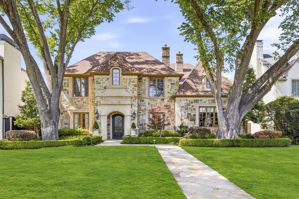 7635 Bryn Mawr Drive Property Photo 1