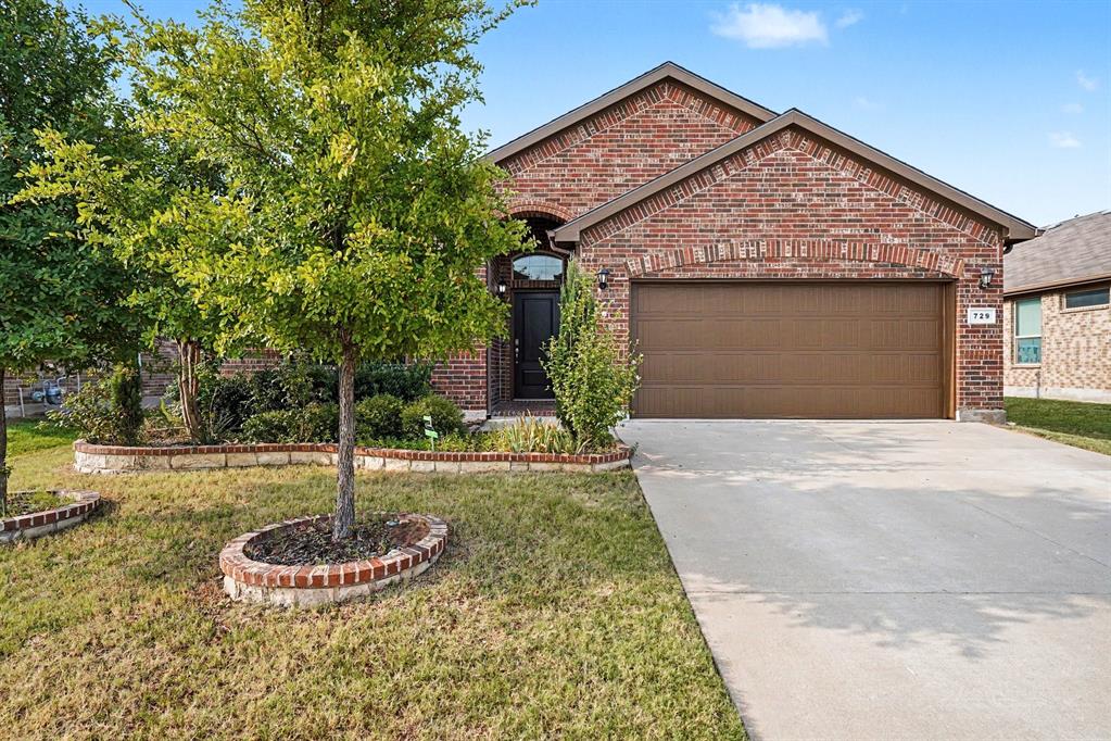 729 Rebecca Lane Property Photo 1