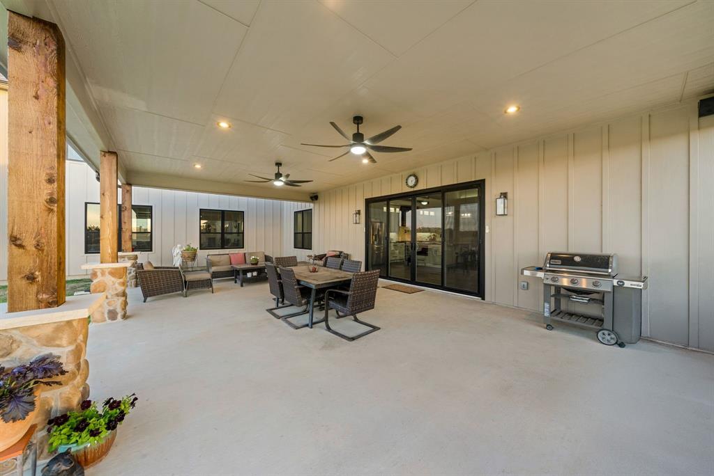 3106 County Road 2526 Property Photo 35