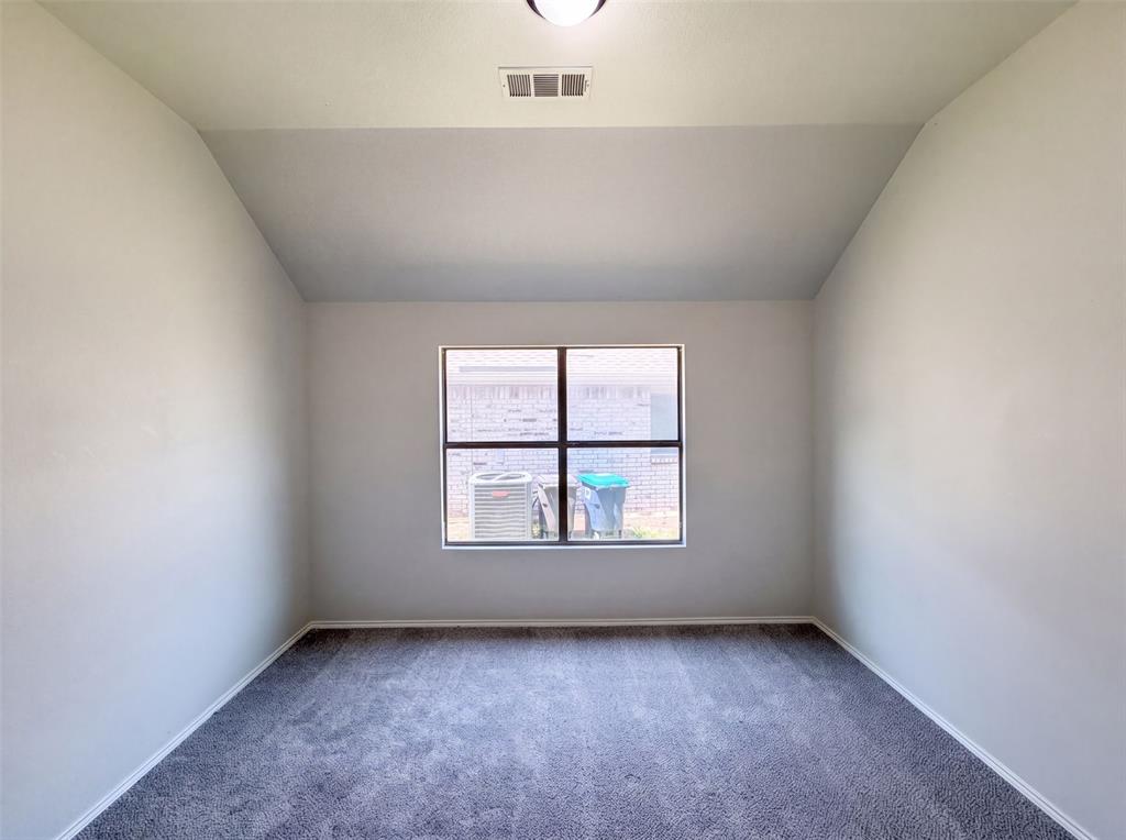 632 Stirrup Bar Drive Property Photo 11