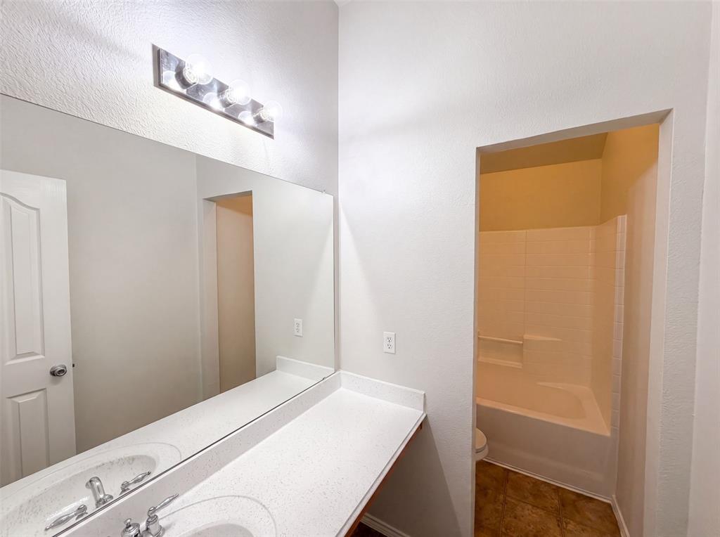 632 Stirrup Bar Drive Property Photo 14