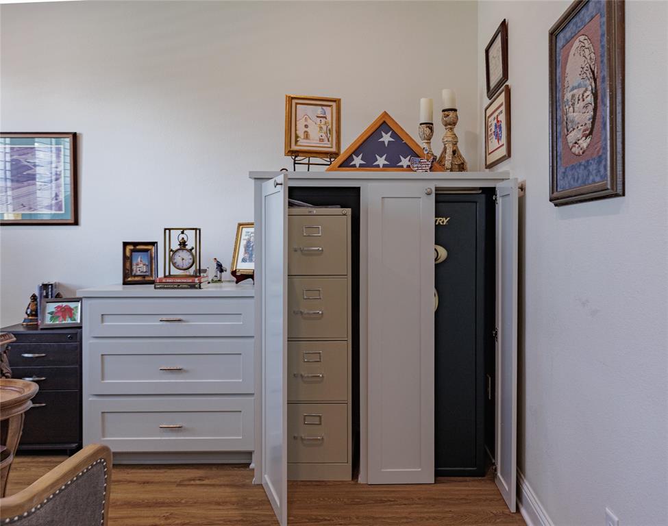 213 Windy Glen Drive Property Photo 30