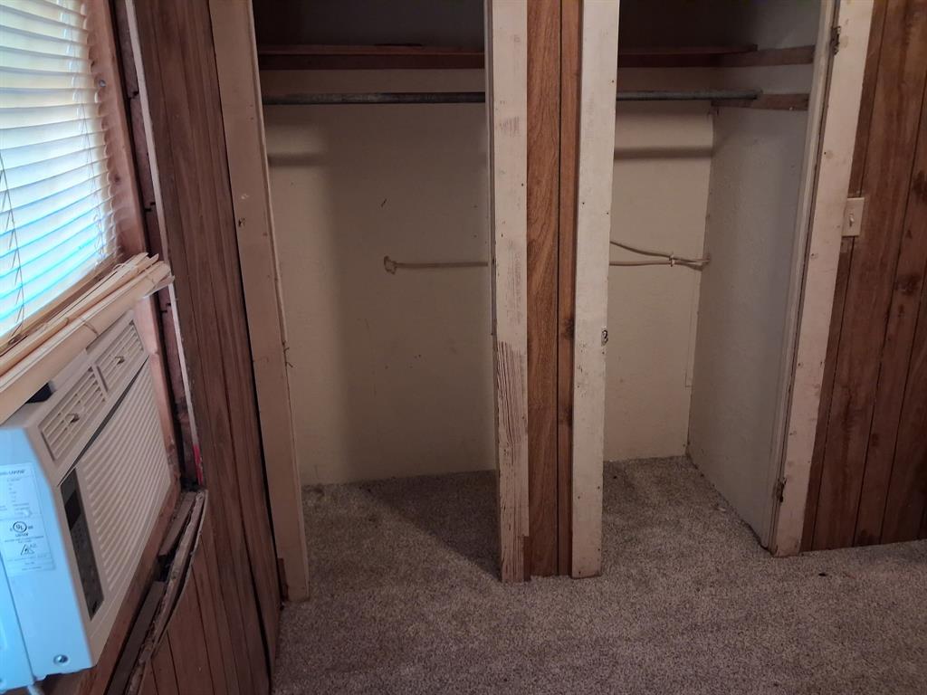 310 N Trinity Street Property Photo 14