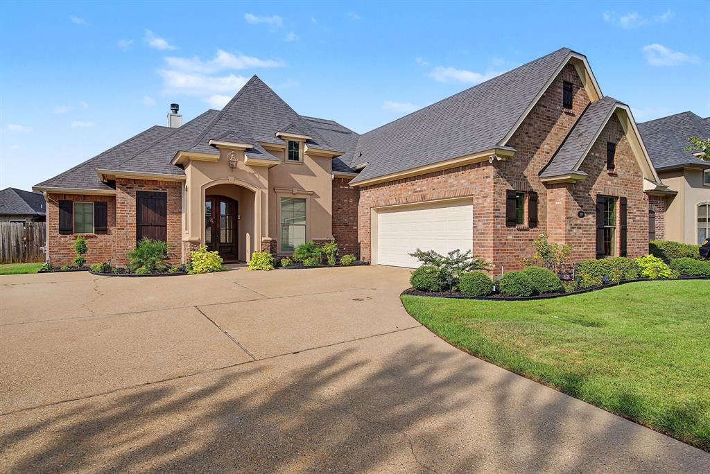 1208 Pontchartrain Court Property Photo 2