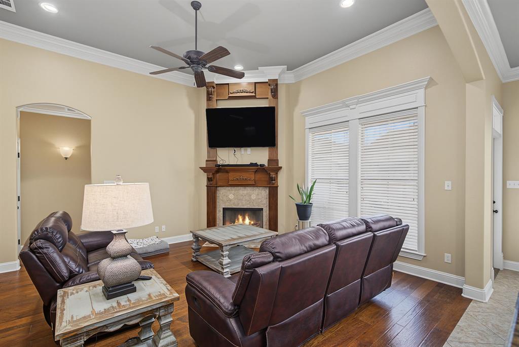 1208 Pontchartrain Court Property Photo 8