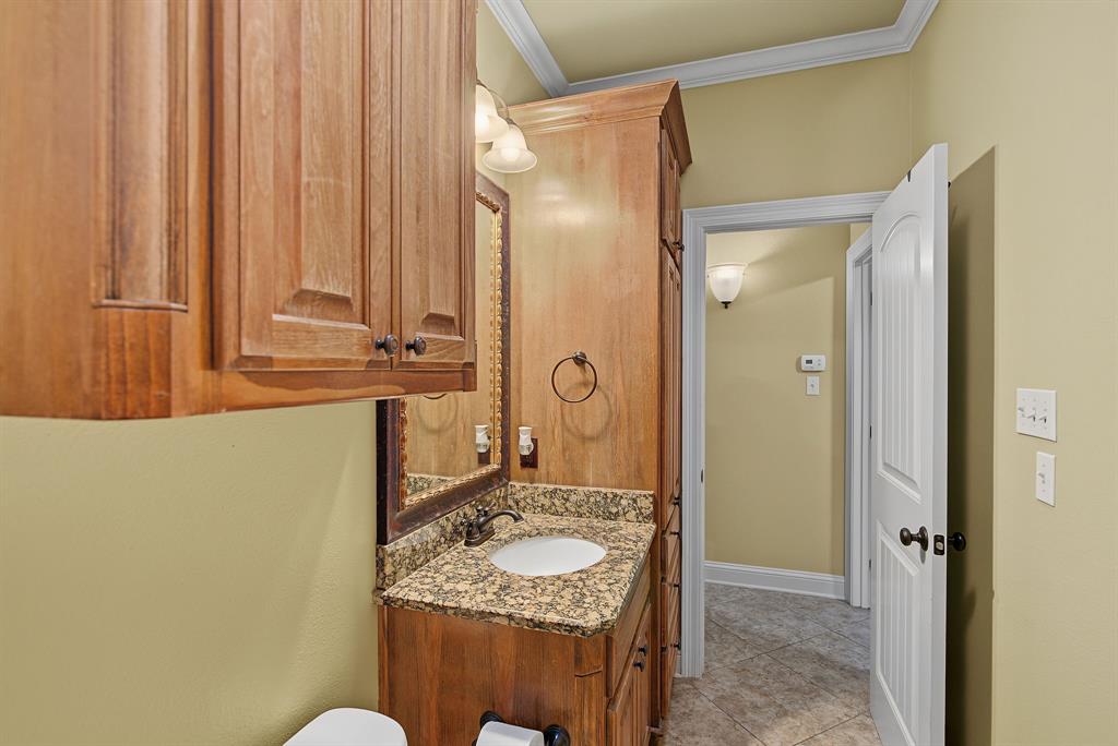 1208 Pontchartrain Court Property Photo 18