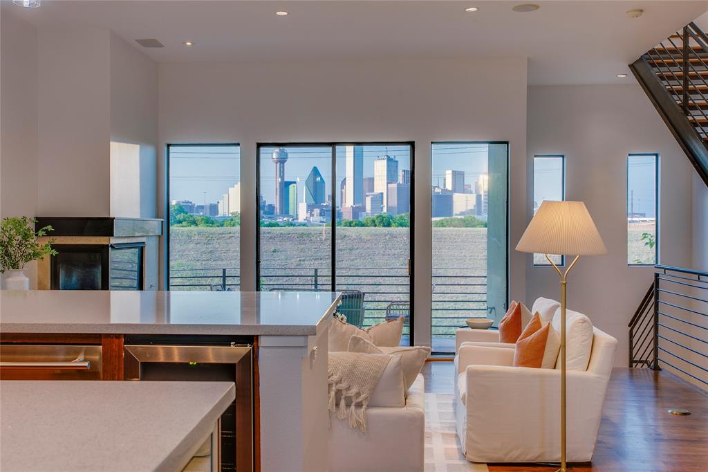 433 Trinity River Circle Property Photo 18