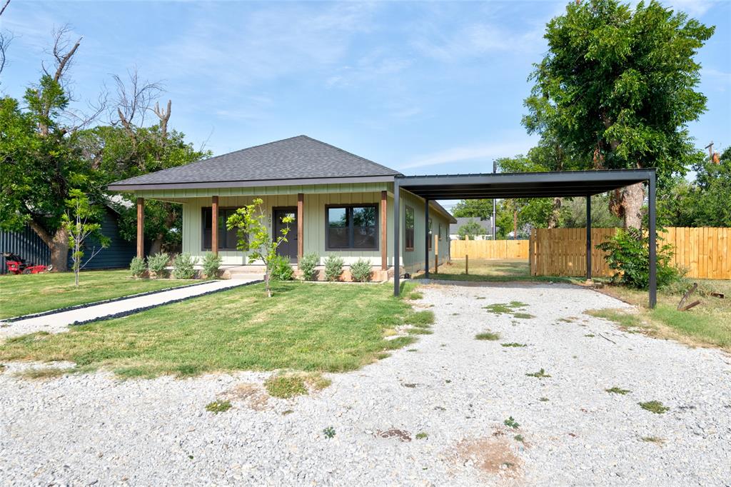 308 Yucca Property Photo 2