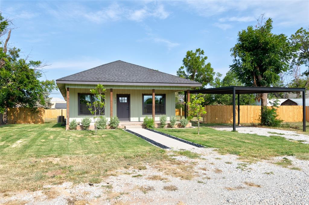 308 Yucca Property Photo 3