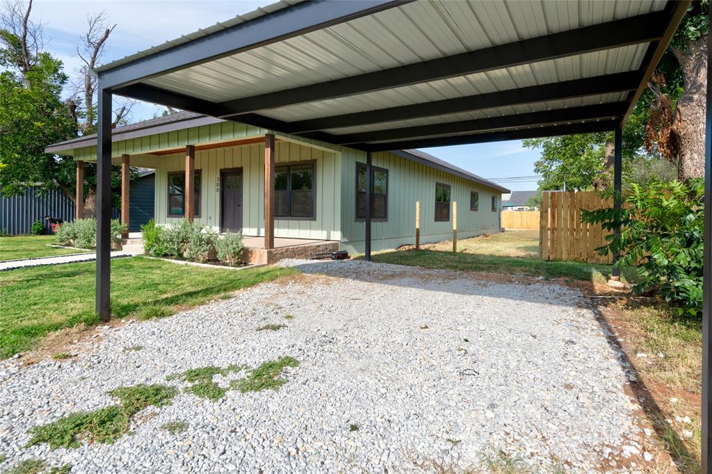 308 Yucca Property Photo 7