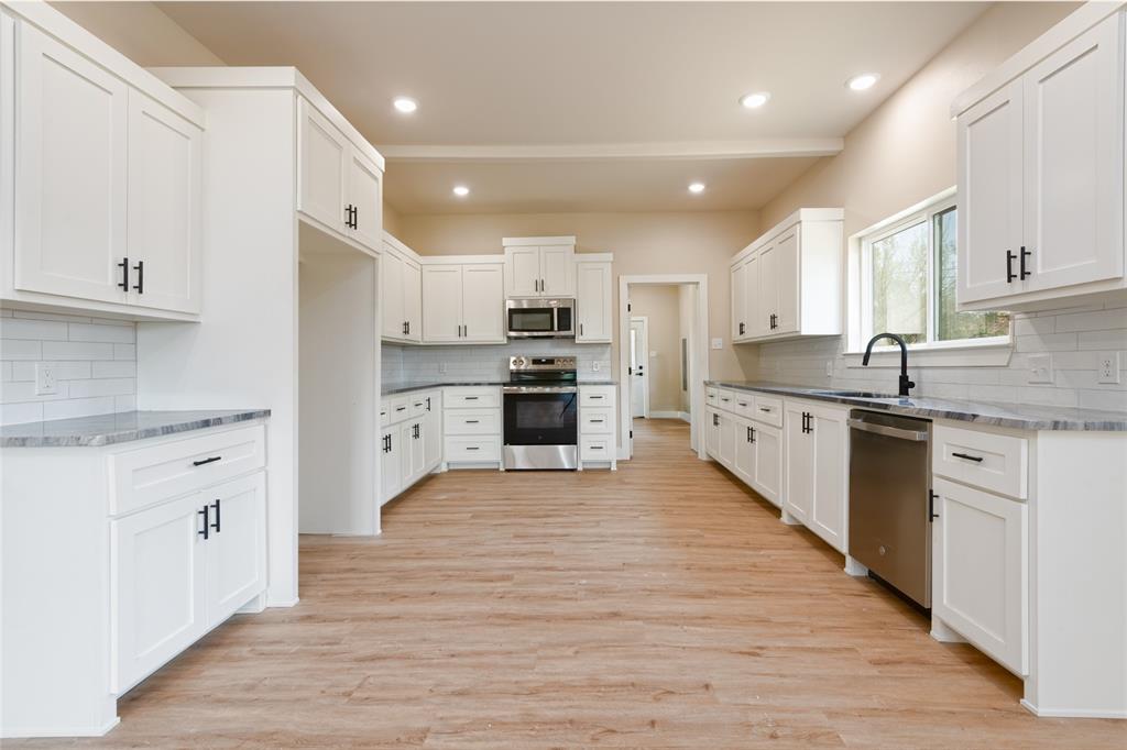 308 Yucca Property Photo 15