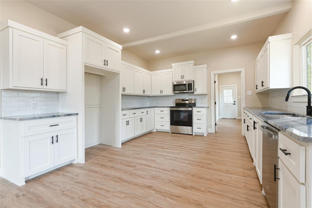 308 Yucca Property Photo 17