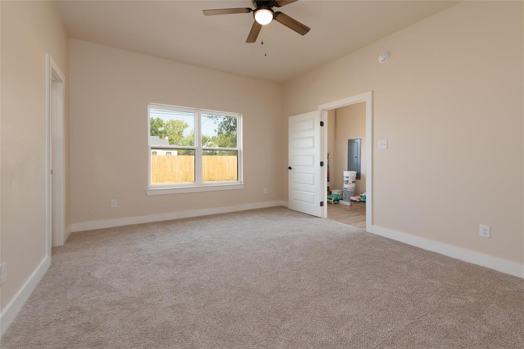 308 Yucca Property Photo 22