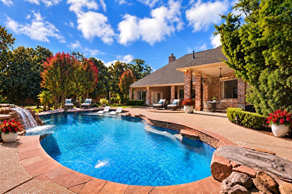 6204 Toscana Circle Property Photo 1