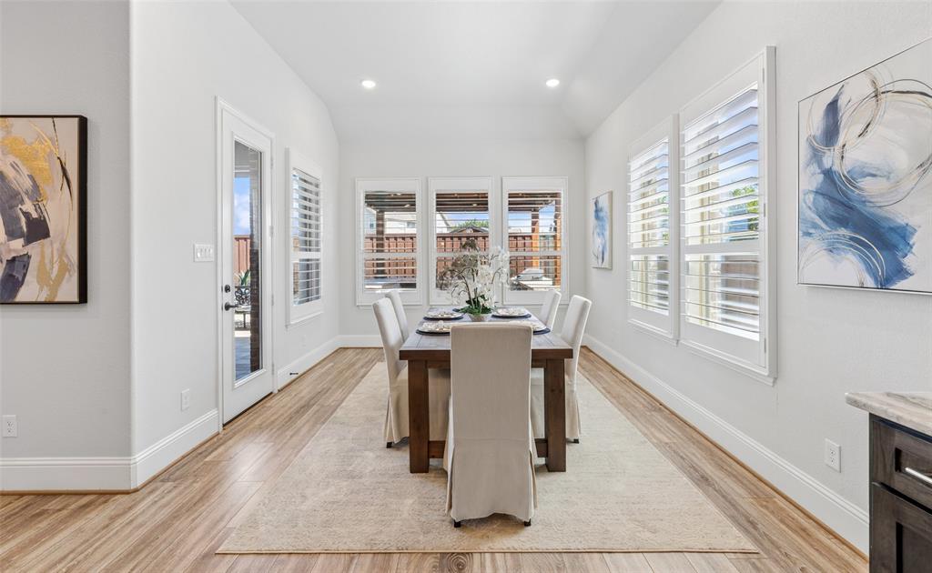 2700 Castlebridge Property Photo 19