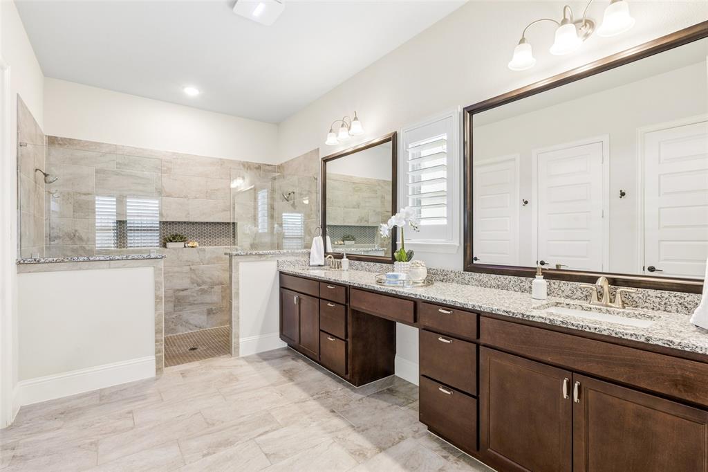 2700 Castlebridge Property Photo 25