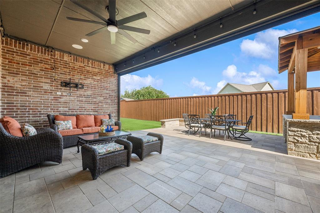 2700 Castlebridge Property Photo 30
