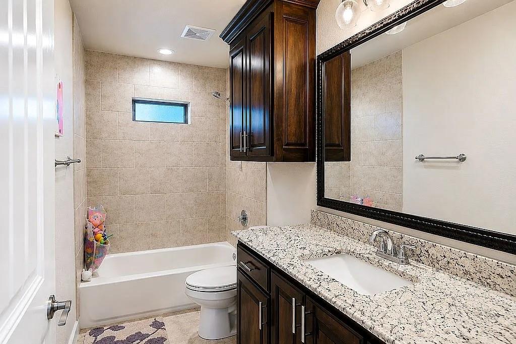 2828 Stadium View Drive Property Photo 32