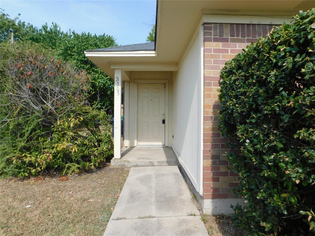 3305 Gardenview Circle Property Photo 3