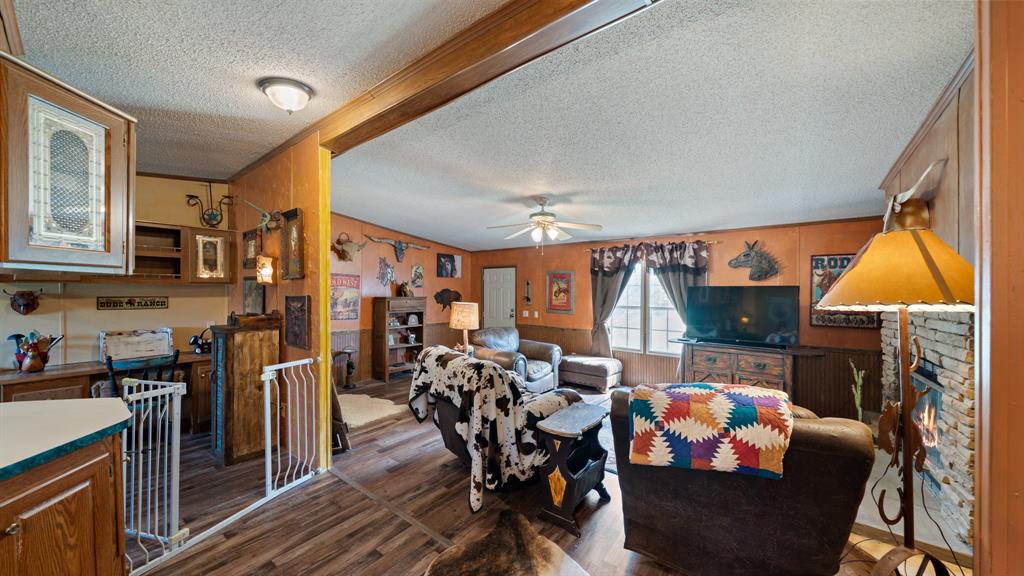 6479 County Road 276 Property Photo 12