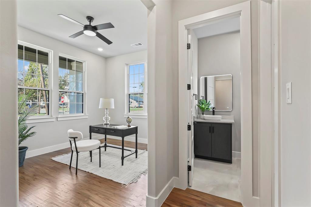 1616 N Bradley Street Property Photo 19