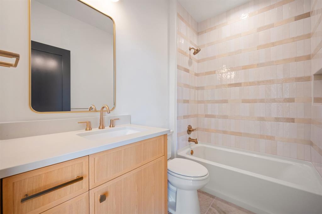 4221 Somerville Avenue Property Photo 22