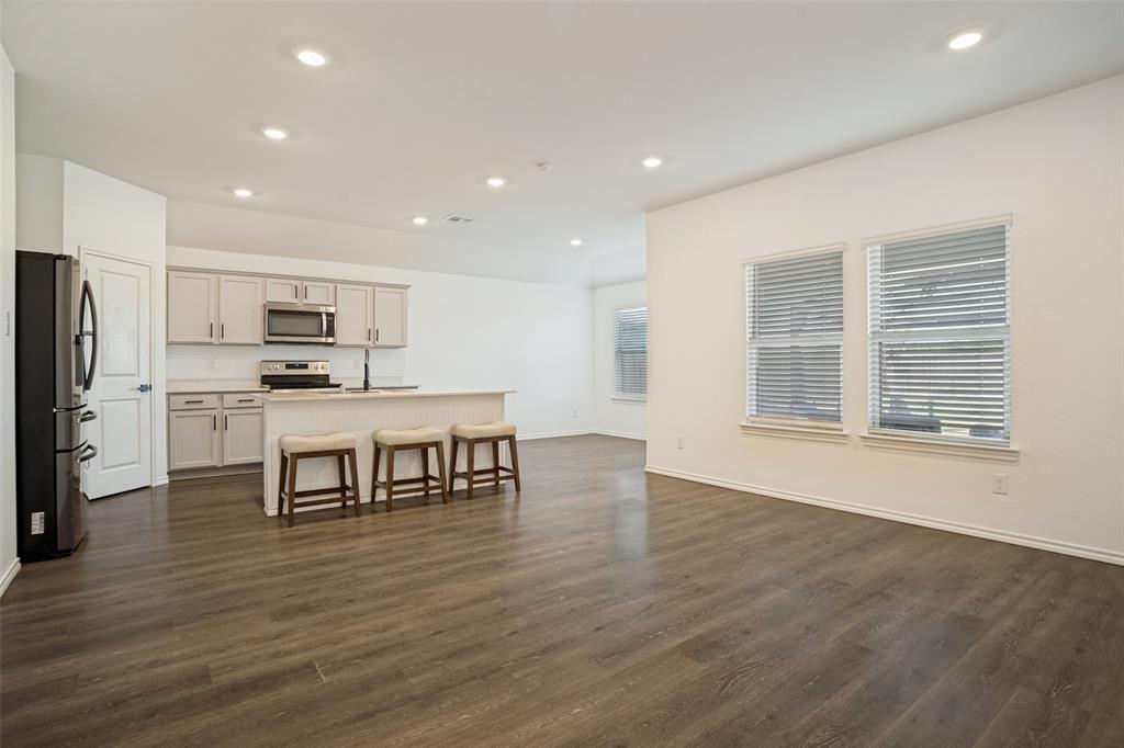 1506 Buckaroo Lane Property Photo 3
