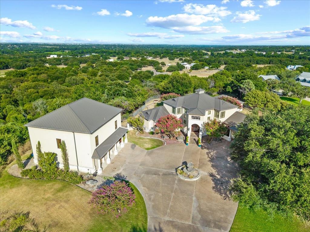 200 Falcon Ridge Property Photo 6