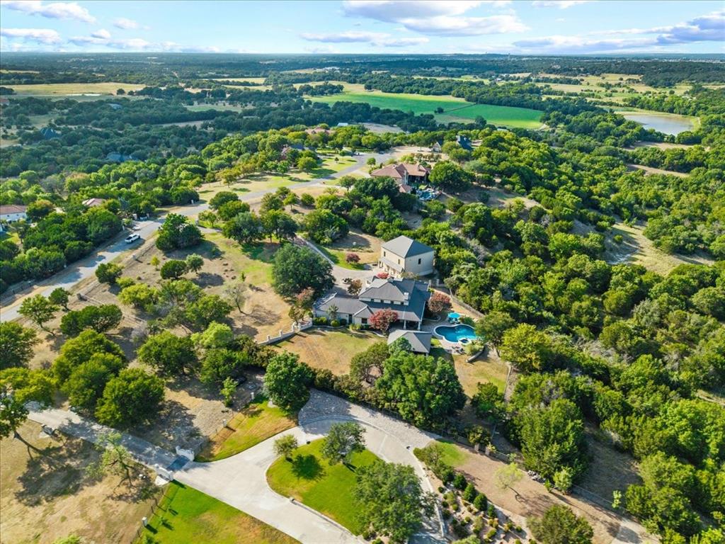 200 Falcon Ridge Property Photo 11