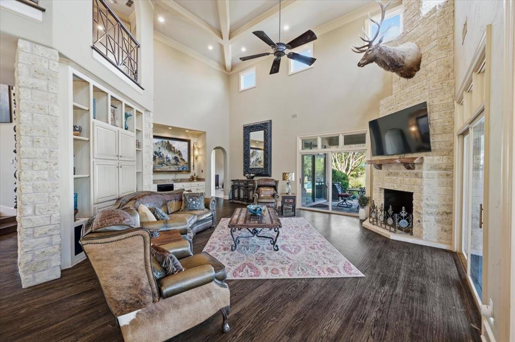 200 Falcon Ridge Property Photo 14