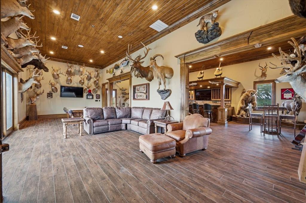 200 Falcon Ridge Property Photo 23