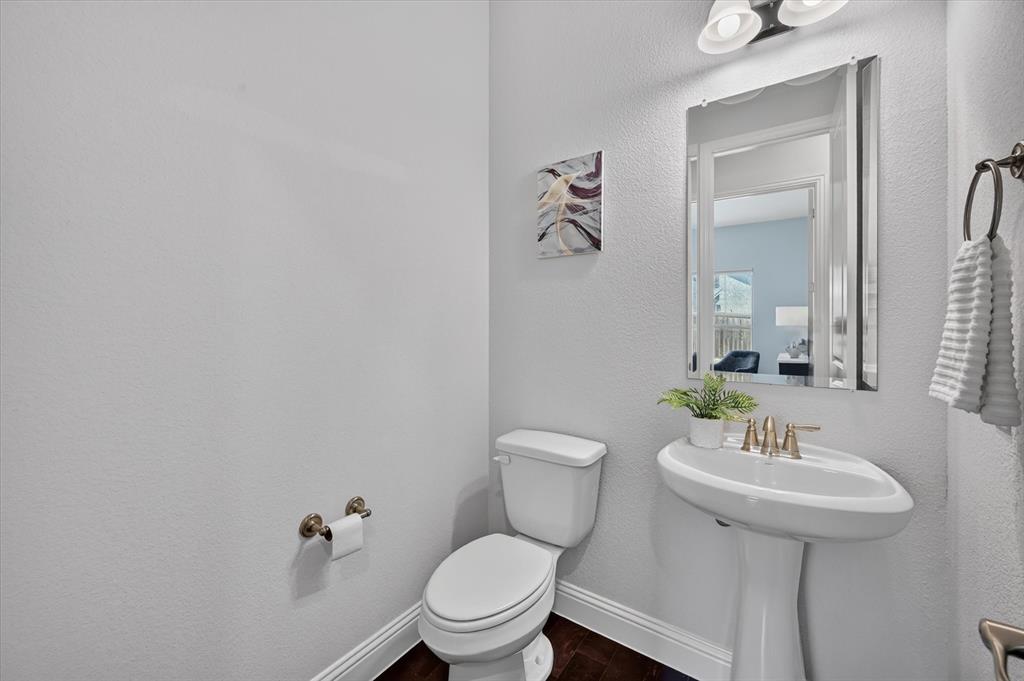 13683 Fernando Road Property Photo 16