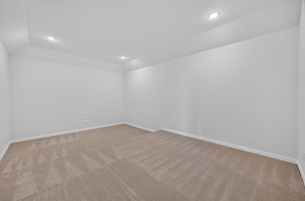13683 Fernando Road Property Photo 26