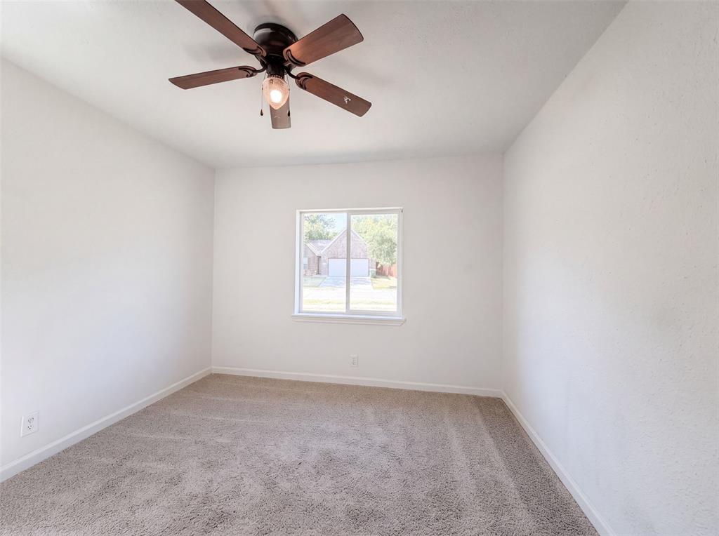 2505 Plaza Street Property Photo 12