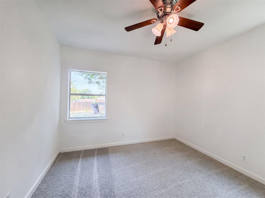 2505 Plaza Street Property Photo 14
