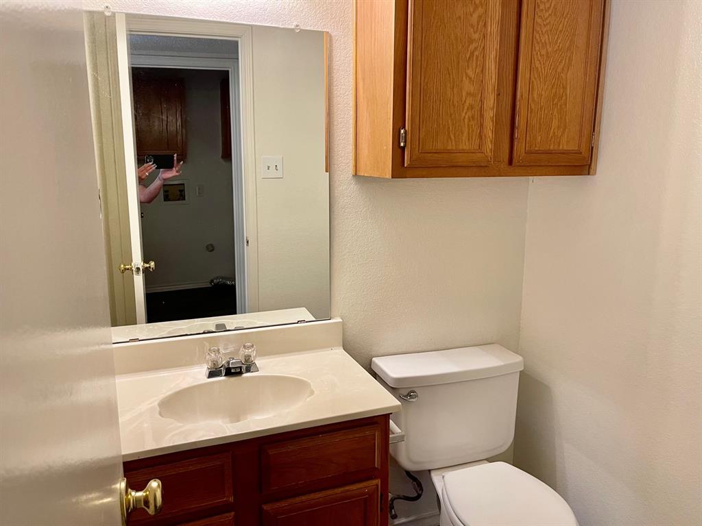 5202 Sherburne Drive Property Photo 10
