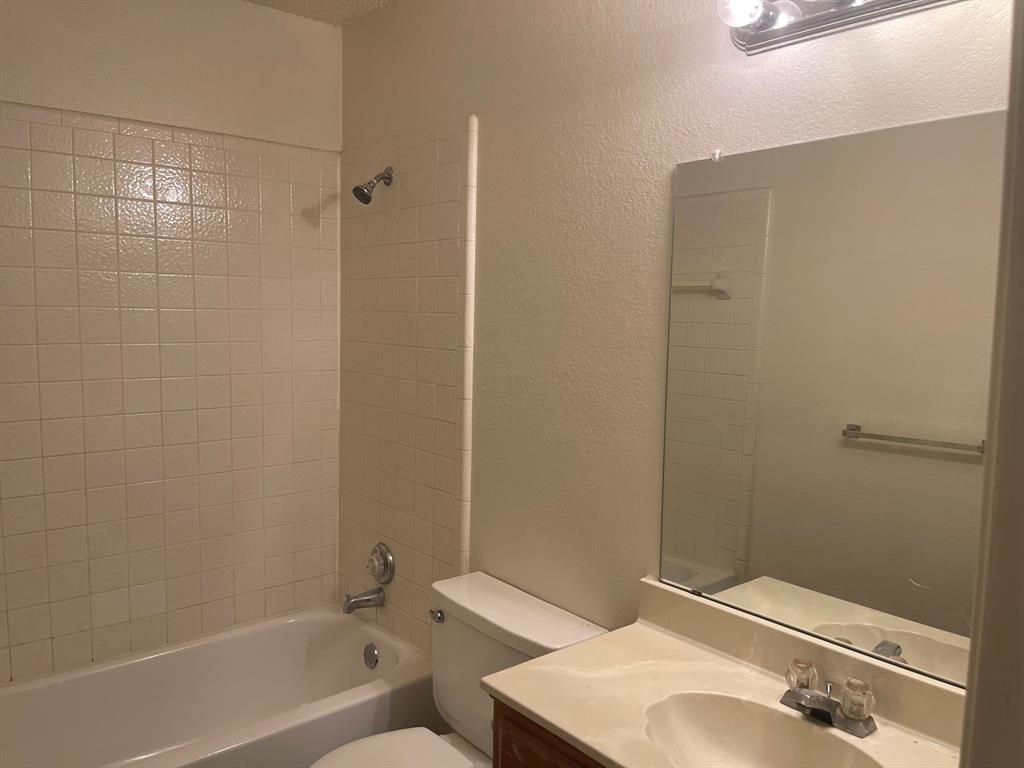 5202 Sherburne Drive Property Photo 18